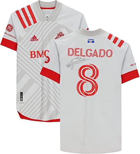 Mark Delgado Toronto FC -a koji se koristi 8 sivi dres iz sezone 2020 MLS - nogometni autografirani meč koristio se dresovima